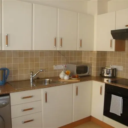 Theano Apartment Paralimni