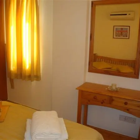 Apartment Theano *